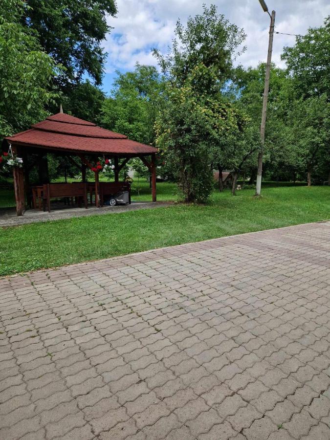 Отель Casa Jan B. Lorau Экстерьер фото